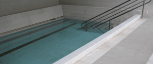 Termálne kúpalisko Bystričany je objekt s bazénom.